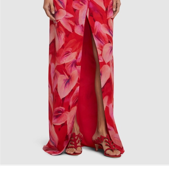 Manolo Blanhnik Sandals - Picture 4 of 8